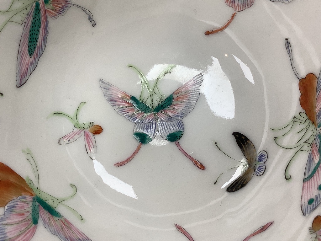 A Chinese famille rose 'butterfly' bowl, diameter 12cm